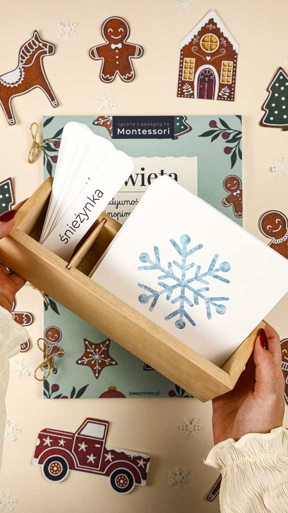 Swieta swieta Montessori Printable PDF Materialy do druku Karty trojdzielne klamerkowe alfabet 3D miasto pierniczkowe domek makieta kalendarz adwentowy beeontree.pl Tulalas 37