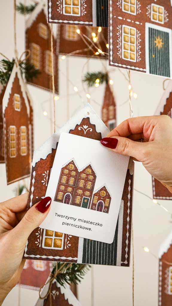 Swieta swieta Montessori Printable PDF Materialy do druku Karty trojdzielne klamerkowe alfabet 3D miasto pierniczkowe domek makieta kalendarz adwentowy beeontree.pl Tulalas 42